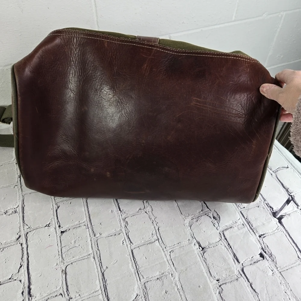 Vtg Orvis Battenkill Gokey khaki heavy canvas leather travel duffle bag